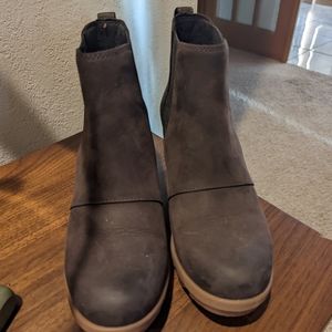 Sorel wedge booties